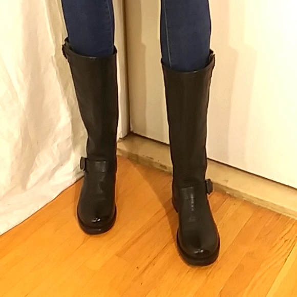 🔥 Like New Frye Back Leather Boots. - Picture 11 of 12